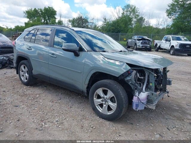 2020 TOYOTA RAV4 XLE - 1