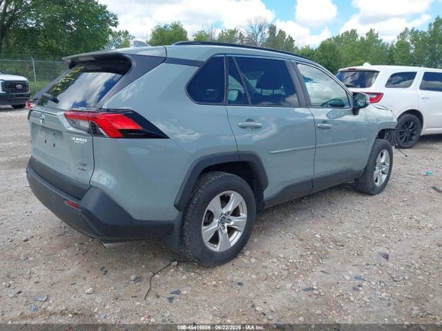 2020 TOYOTA RAV4 XLE 4
