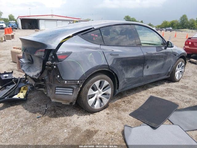 2021 TESLA MODEL Y 4