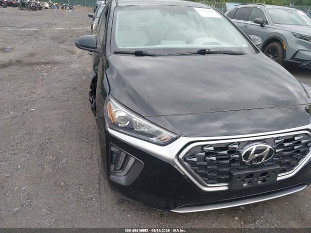 2020 HYUNDAI IONIQ HYBRID BLUE 6