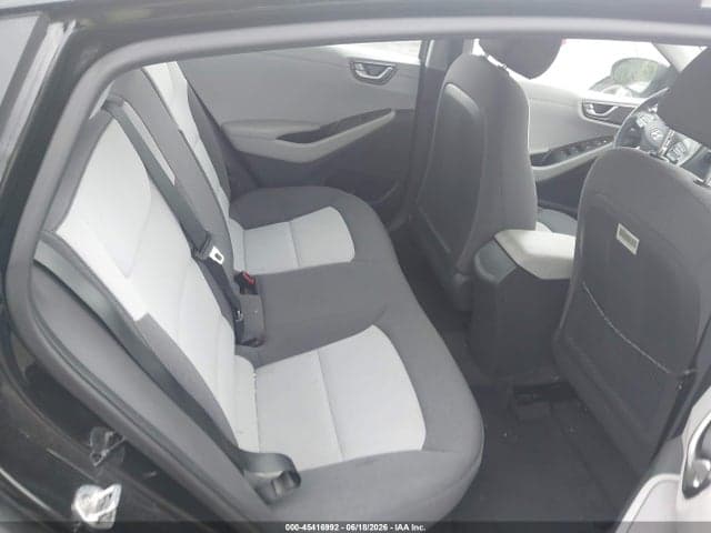 2020 HYUNDAI IONIQ HYBRID BLUE 8