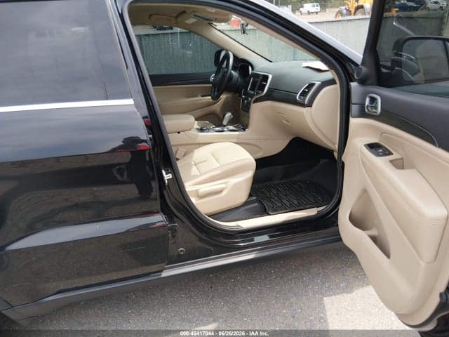 2019 JEEP GRAND CHEROKEE LAREDO E 4X4 5