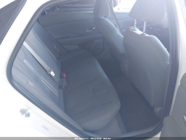 2024 HYUNDAI ELANTRA SEL 8