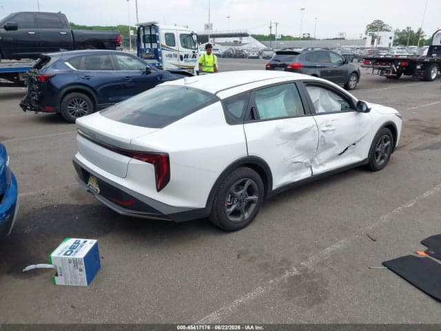 2026 KIA K4 LXS 4