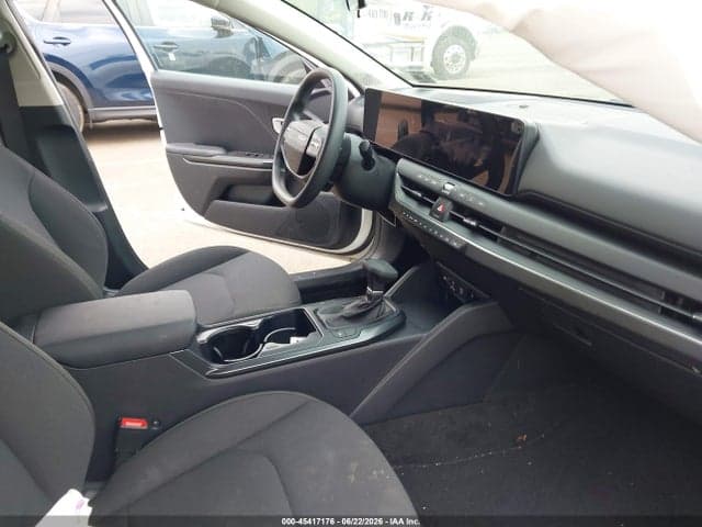 2026 KIA K4 LXS 5