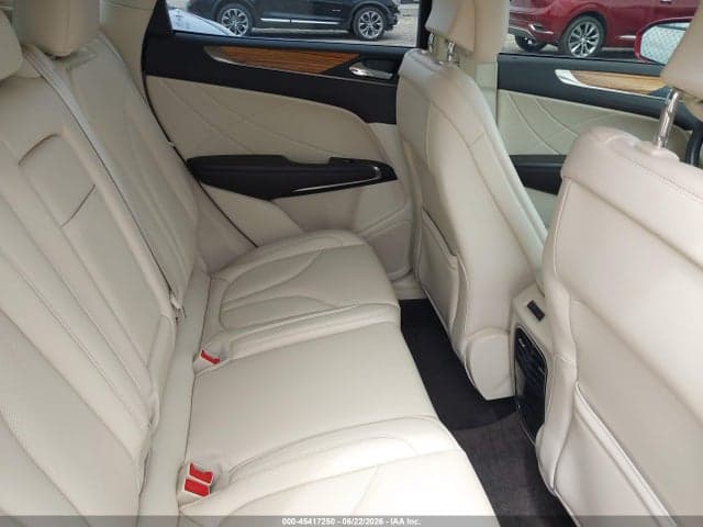 2016 LINCOLN MKC SELECT 8