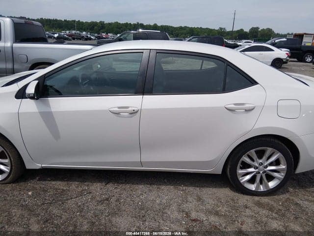 2018 TOYOTA COROLLA SE 14