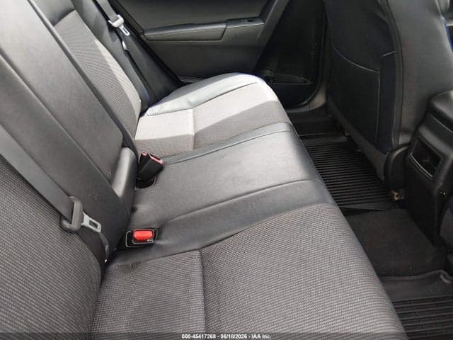 2018 TOYOTA COROLLA SE 8