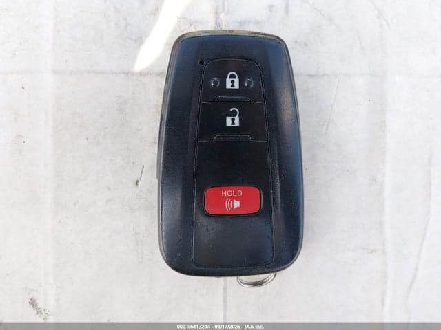 2019 TOYOTA PRIUS XLE 11