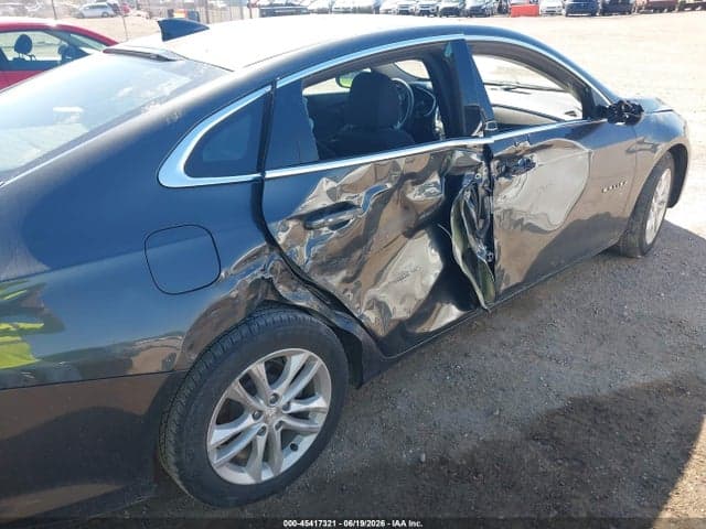 2017 CHEVROLET MALIBU 1LT 6