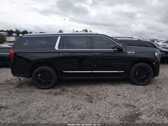2022 GMC YUKON XL 4WD SLT 14