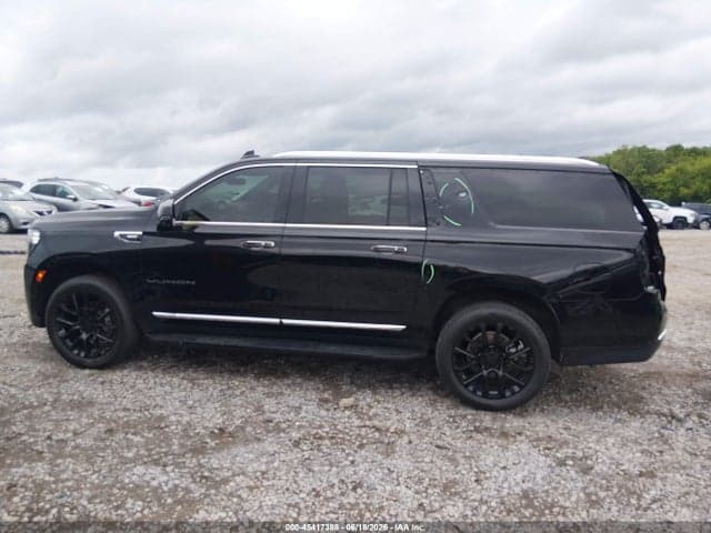 2022 GMC YUKON XL 4WD SLT 15