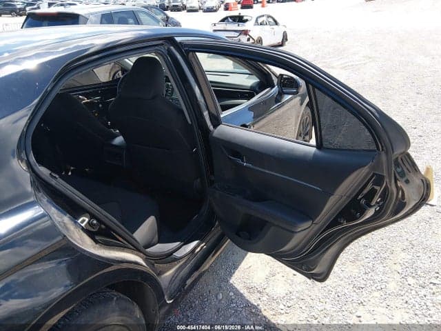 2020 TOYOTA CAMRY LE 8