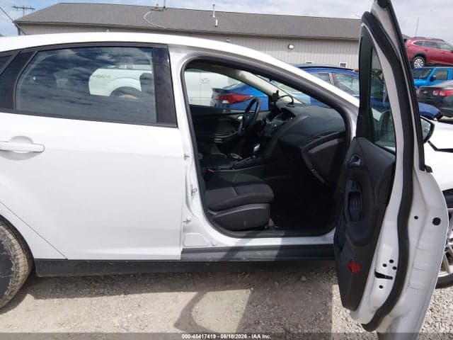 2018 FORD FOCUS SE 5