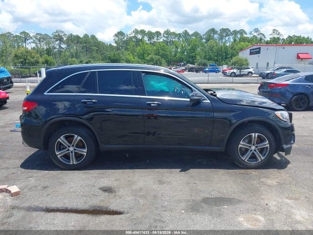 2017 MERCEDES-BENZ GLC 300 13