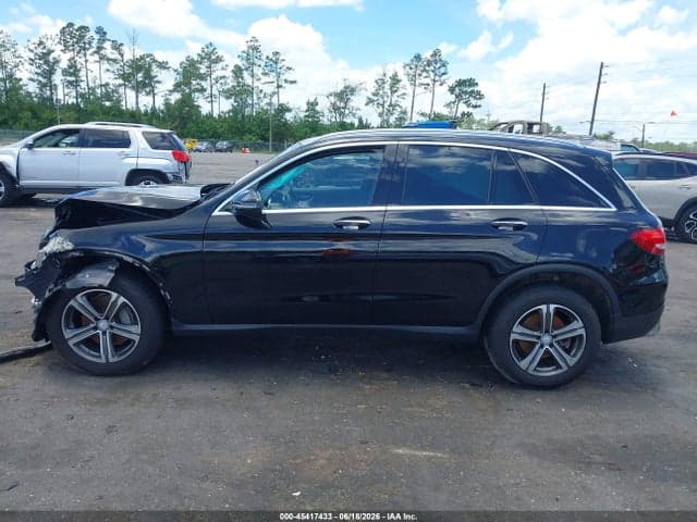 2017 MERCEDES-BENZ GLC 300 14