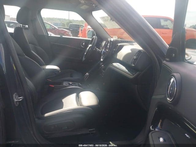 2021 MINI COUNTRYMAN COOPER 5