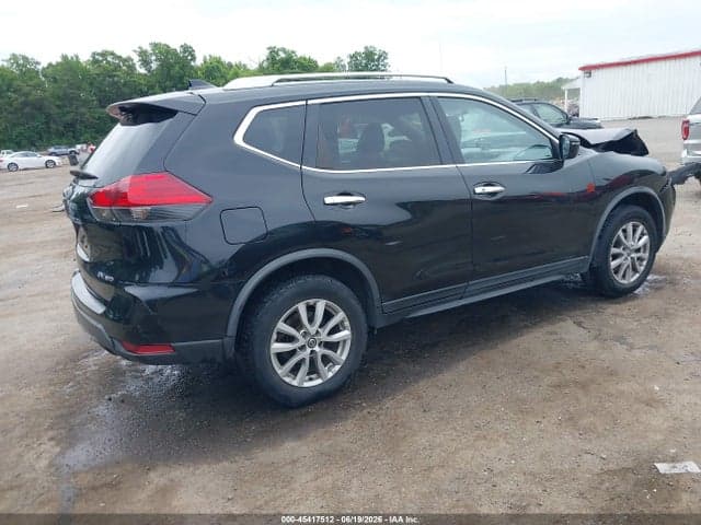 2017 NISSAN ROGUE SV 4