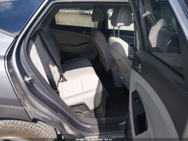 2018 HYUNDAI TUCSON SE 8