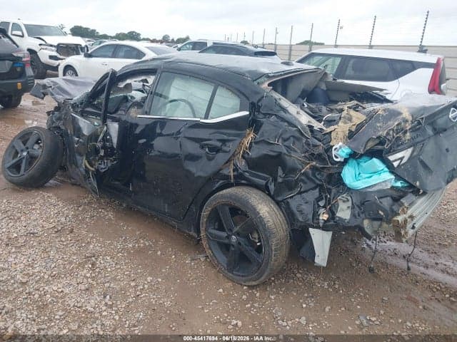 2022 NISSAN SENTRA SR XTRONIC CVT 3