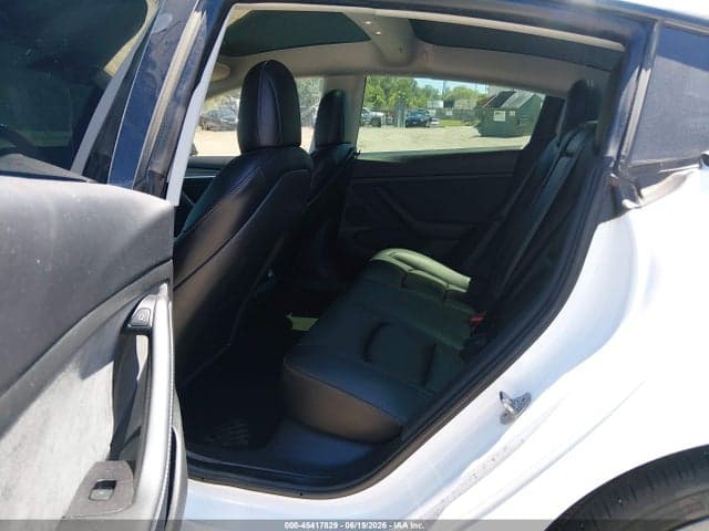 2022 TESLA MODEL 3 9