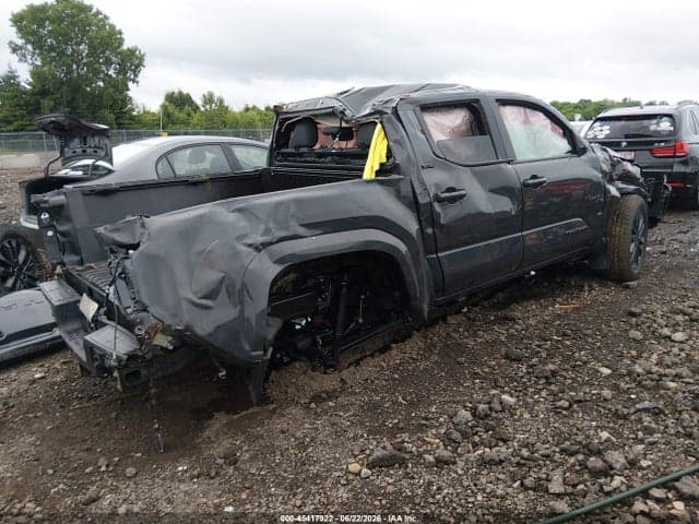 2024 TOYOTA TACOMA SR5 4