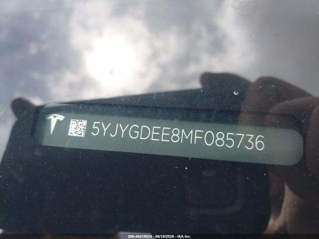 2021 TESLA MODEL Y 9
