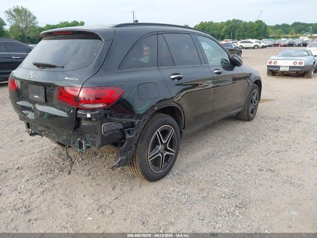 2021 MERCEDES-BENZ GLC 300 4MATIC SUV 4