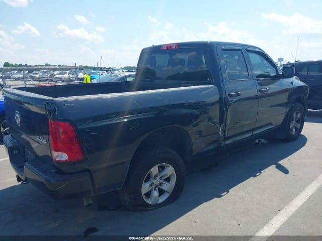 2018 RAM 1500 EXPRESS 4X4 6'4 BOX 4