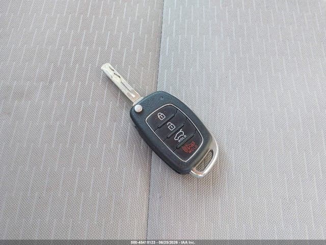 2019 HYUNDAI TUCSON SE 11