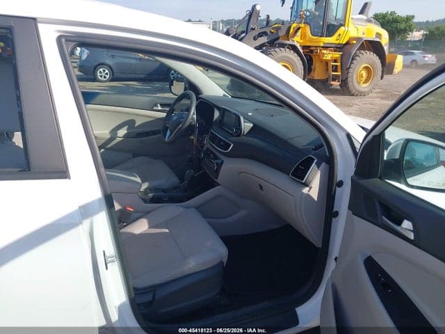 2019 HYUNDAI TUCSON SE 5
