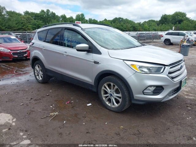 2018 FORD ESCAPE SE 1
