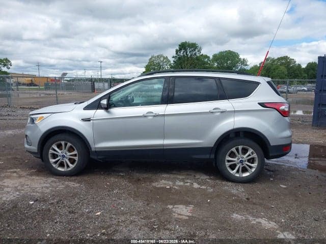 2018 FORD ESCAPE SE 14