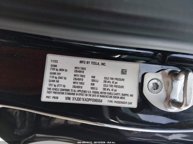 2023 TESLA MODEL 3 9