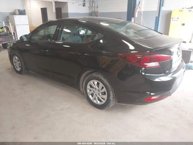 2020 HYUNDAI ELANTRA SE 3