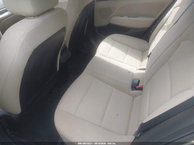 2018 HYUNDAI ELANTRA VALUE EDITION 8