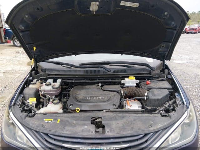 2018 CHRYSLER PACIFICA HYBRID TOURING PLUS 10