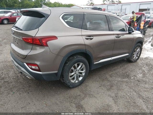 2020 HYUNDAI SANTA FE SEL 4