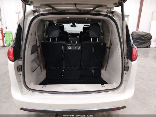 2017 CHRYSLER PACIFICA TOURING-L PLUS 17