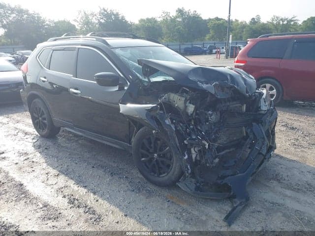 2017 NISSAN ROGUE SV - 1