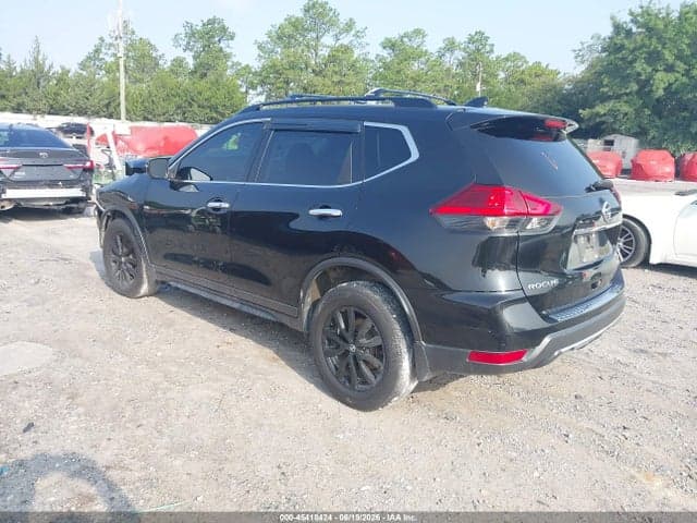 2017 NISSAN ROGUE SV 3