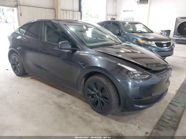 2025 TESLA MODEL Y - 1