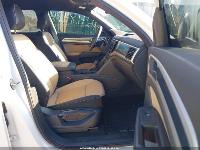 2022 VOLKSWAGEN ATLAS CROSS SPORT 2.0T SE 5