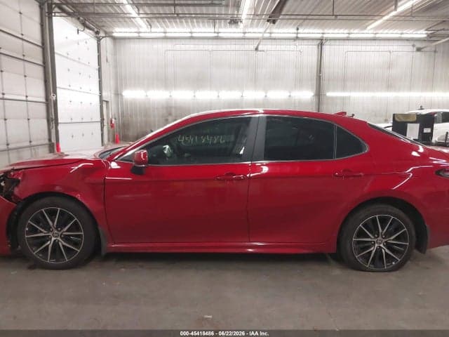 2022 TOYOTA CAMRY SE AWD 14