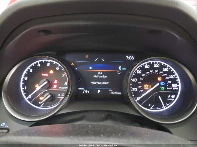 2022 TOYOTA CAMRY SE AWD 7