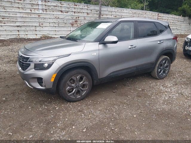 2025 KIA SELTOS LX 2