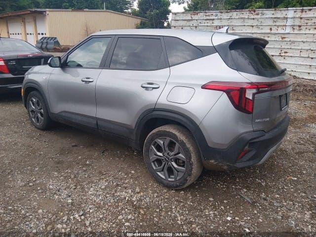 2025 KIA SELTOS LX 3