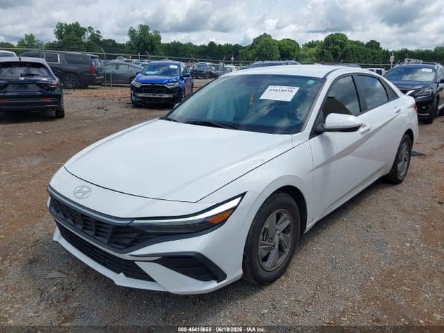 2024 HYUNDAI ELANTRA SE 2