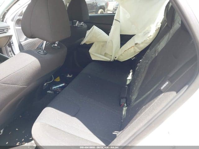 2024 HYUNDAI ELANTRA SE 8