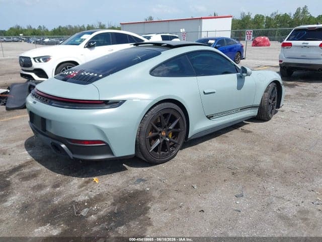 2025 PORSCHE 911 CARRERA/CARRERA 4